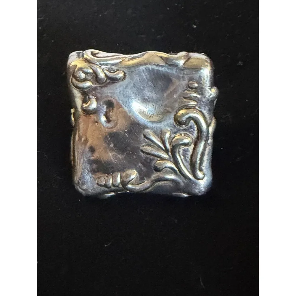 Vintage 925 Shablool large square repousse face handmade Israeli ring  sz 10.75